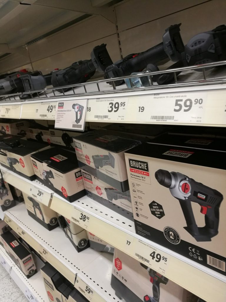 Brücke tools on the shelves