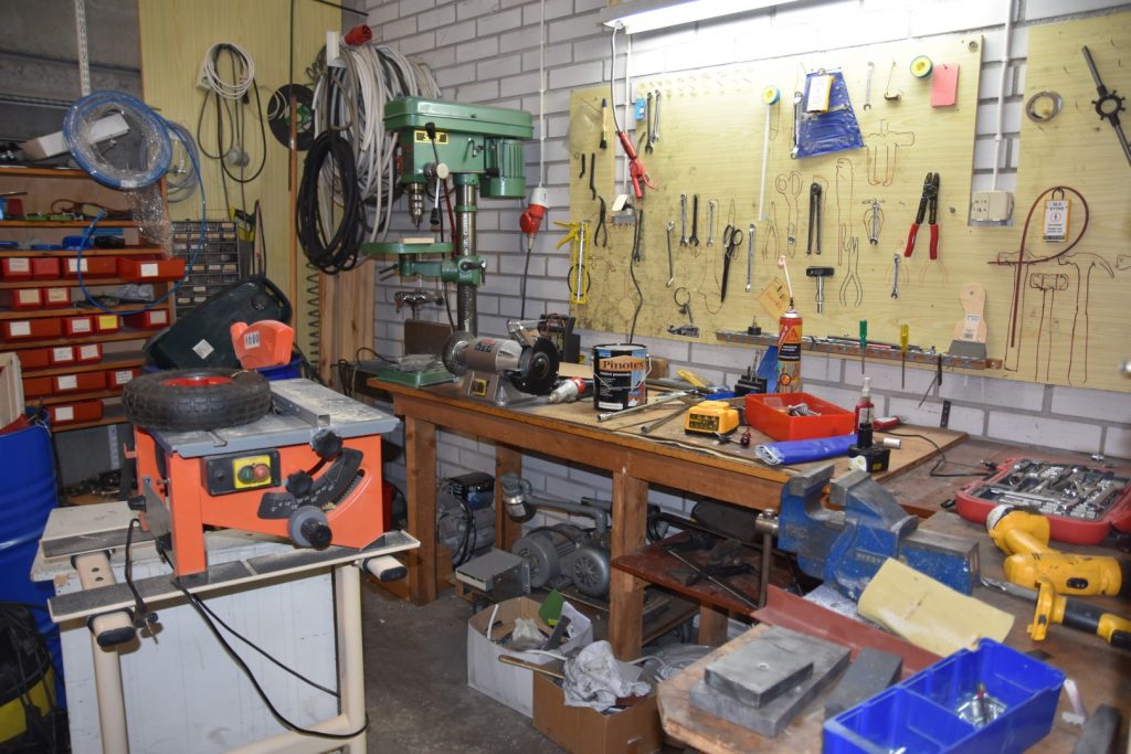 The shop's right side